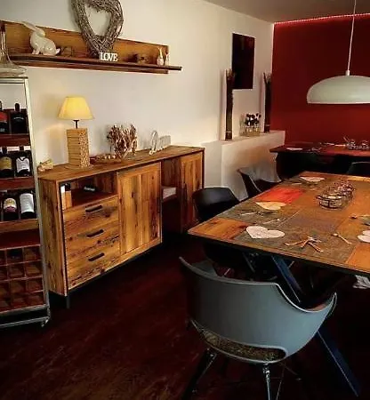 Krug's Family Und Restaurant Hostel
