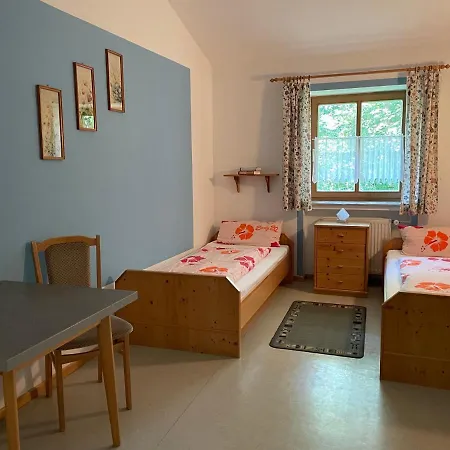 Krug's Family Und Restaurant Hostel Weilheim in Oberbayern